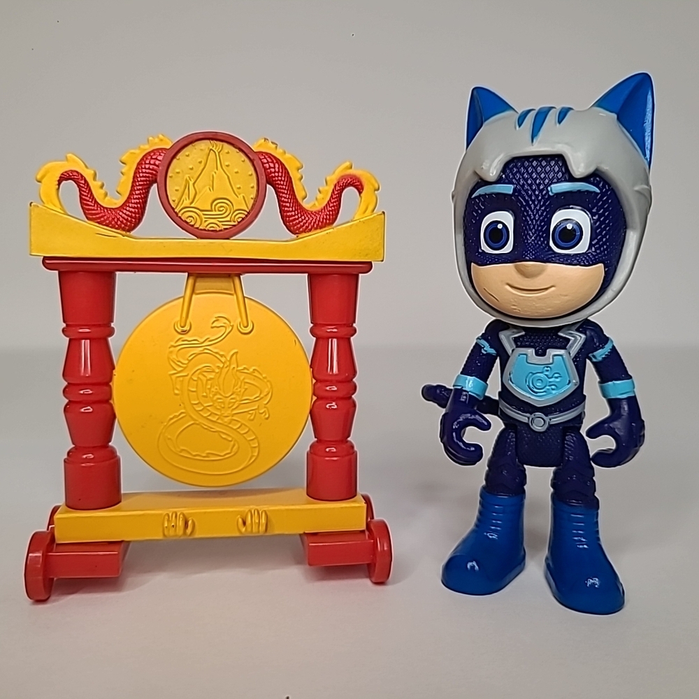Disney PJ Masks Catboy and Gong